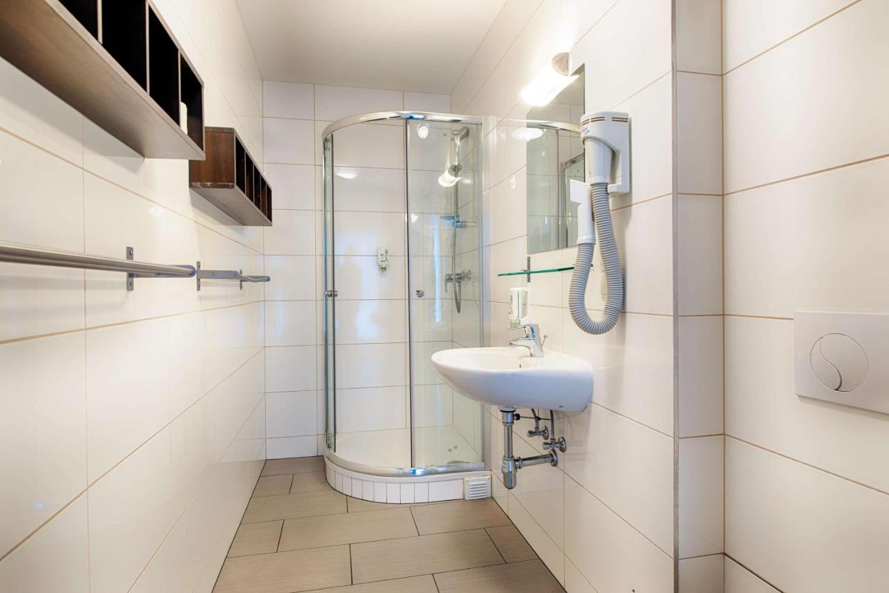 B&B Hotel Graz-Hbf Екстер'єр фото