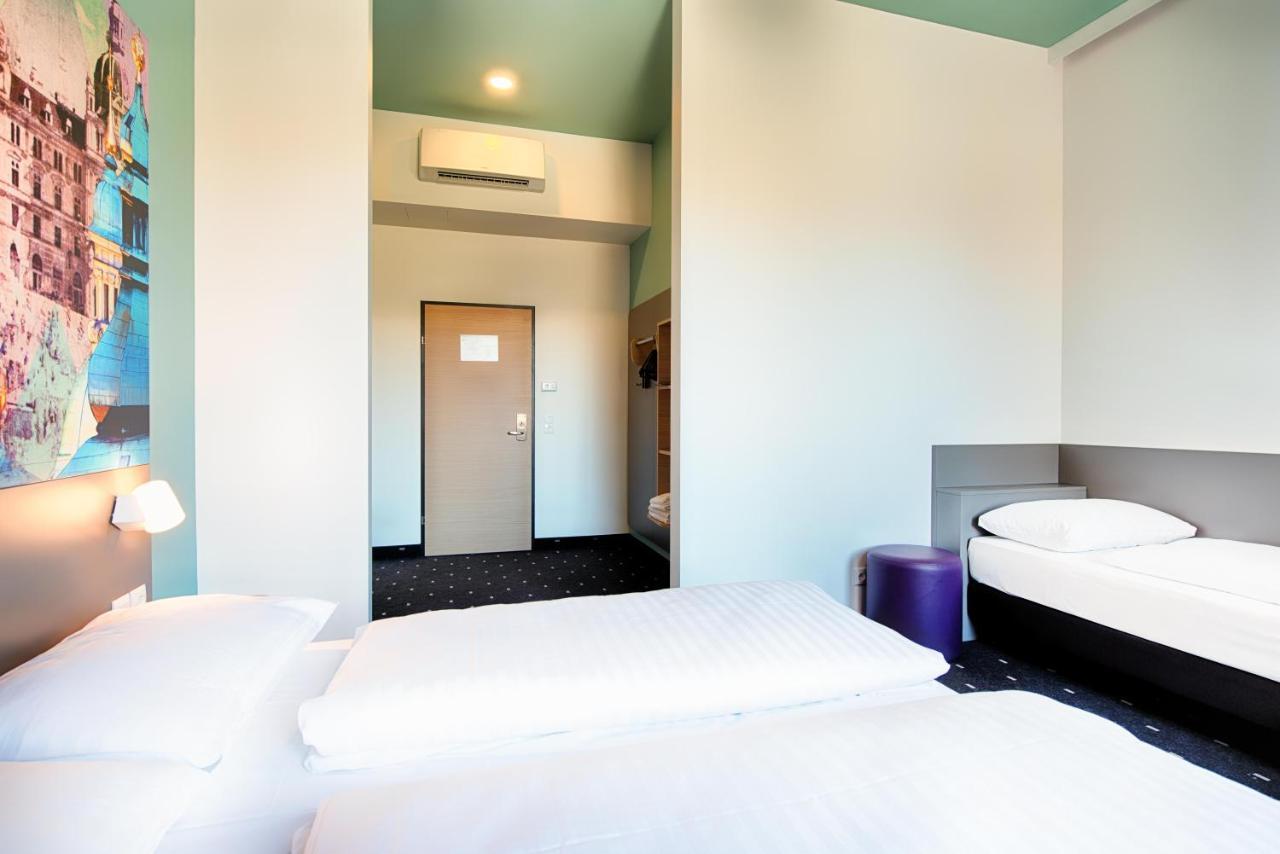 B&B Hotel Graz-Hbf Екстер'єр фото