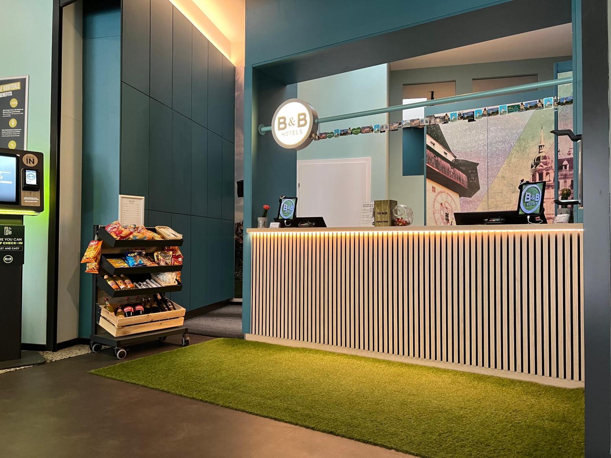 B&B Hotel Graz-Hbf Екстер'єр фото