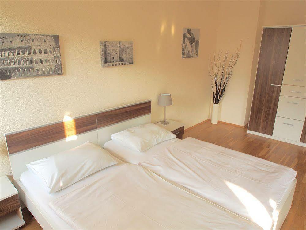 B&B Hotel Graz-Hbf Екстер'єр фото